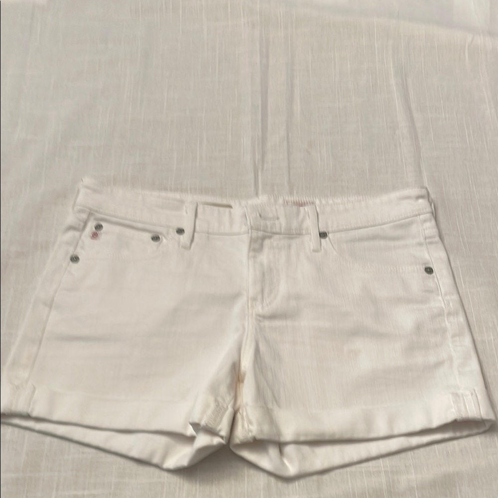 Pre-owned AG White Denim Shorts Size 28